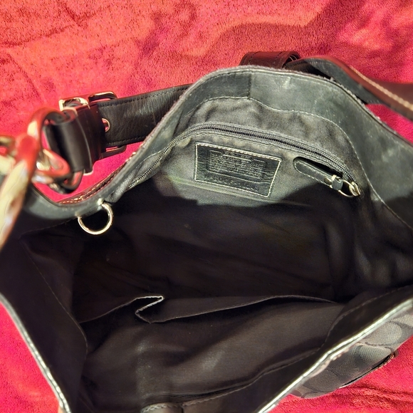 Coach Vintage Hampton Hobo Black Shoulder Bag - Picture 6 of 12